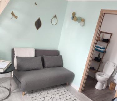 Mareuil-Caubert Apartment | Studio des Monts Caubert