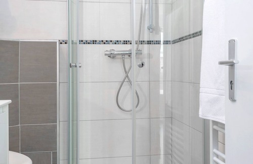 Gare Apartment | Studio des roses 4 * place des Martyrs hyper center