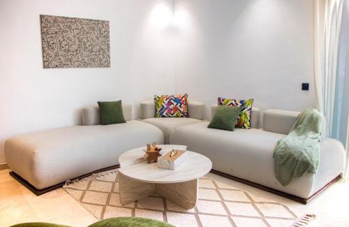 Casablanca Apartment | Studio design avec balcon & vue, Quartier Princess