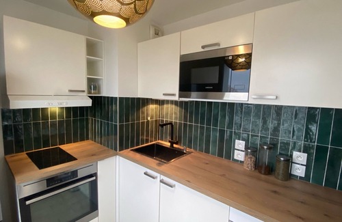 Gennevilliers Apartment | Studio Eiffel Avec Parking aux Portes de Paris