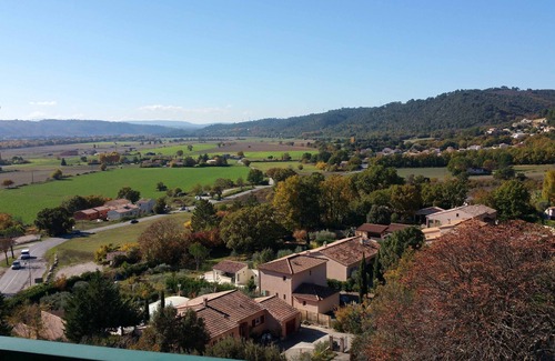 Greoux-les-Bains Apartment | Studio Ensoleillé Tout Confort
