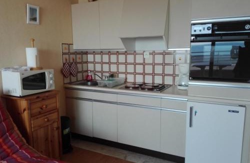 Les Sables d'Olonne Apartment | Studio face à la mer avec balcon, proche centre - FR-1-331-55
