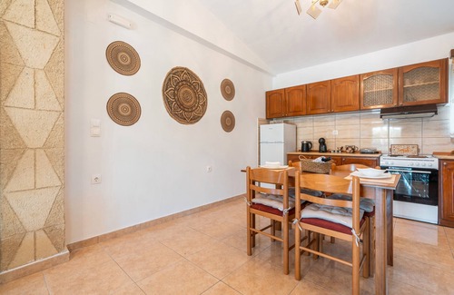 Fanai Apartment | Studio 'Fanes 3' with Mountain View, Wi-Fi and Air Conditioning