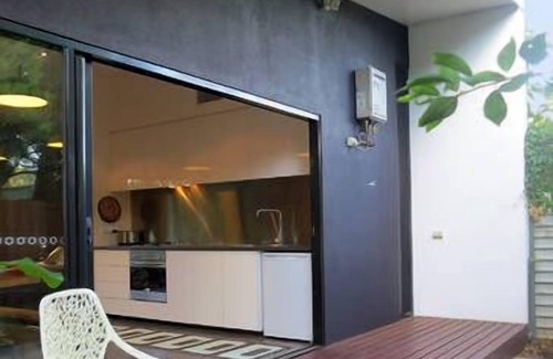 Braitling Apartment | Studio Five Your ApARTment in Alice Springs