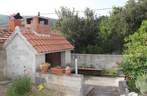 Pokrivenik Apartment | Studio flat near beach Cove Pokrivenik, Hvar (AS-8673-b)