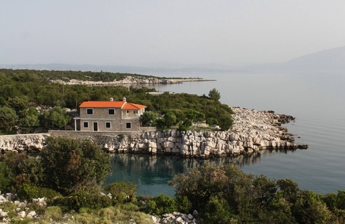 Pokrivenik Apartment | Studio flat near beach Cove Pokrivenik, Hvar (AS-8673-a)