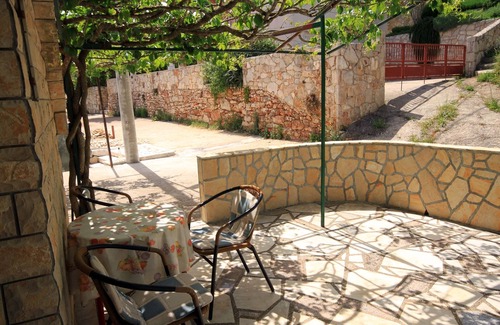 Cove Basina (Jelsa) Apartment | Studio flat near beach Basina, Hvar (AS-542-a)