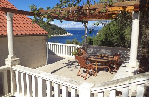 Zaklopatica Apartment | Studio flat near beach Zaklopatica, Lastovo (AS-8346-b)