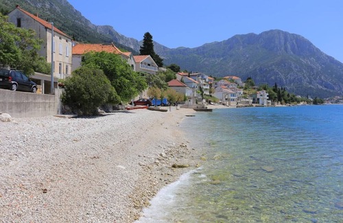 Brist Apartment | Studio flat near beach Brist, Makarska (AS-18859-b)
