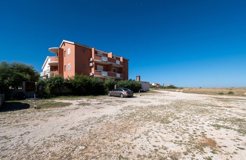 Razanac Apartment | Studio flat near beach Ražanac, Zadar (AS-5766-b)