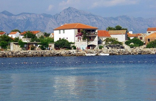 Sucuraj Apartment | Studio flat near beach Sućuraj, Hvar (AS-566-a)