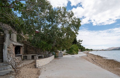 Vidalici Apartment | Studio flat near beach Vidalići, Pag (AS-6519-a)