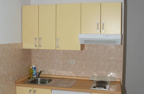 Igrane Apartment | Studio flat near beach Igrane, Makarska (AS-2679-c)