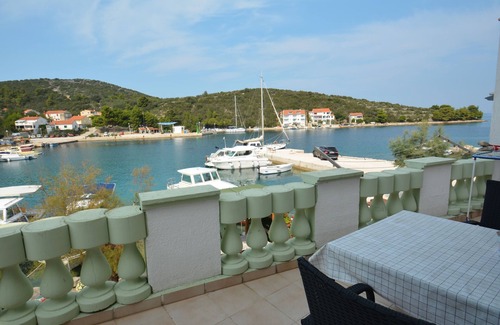 Island Dugi Otok Apartment | Studio flat near beach Zaglav, Dugi otok (AS-8170-a)