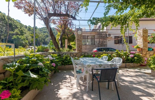 Zastrazisce Apartment | Studio flat with balcony Cove Vela Stiniva, Hvar (AS-14511-d)