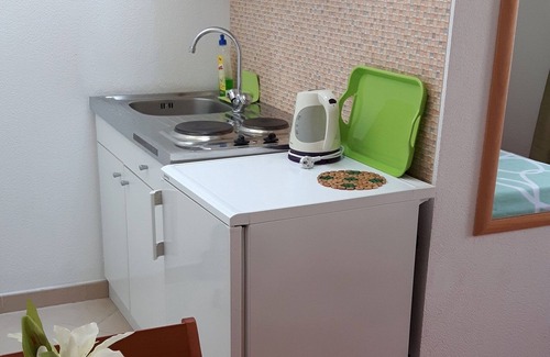 Zelenka Apartment | Studio flat with balcony Makarska (AS-6850-a)