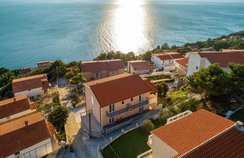 Stanici Apartment | Studio flat with balcony and sea view Stanići, Omiš (AS-18676-a)