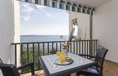 Brela Apartment | Studio flat with balcony and sea view Brela, Makarska (AS-11687-c)