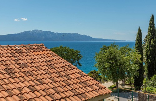 Brist Apartment | Studio flat with terrace and sea view Brist, Makarska (AS-22463-a)