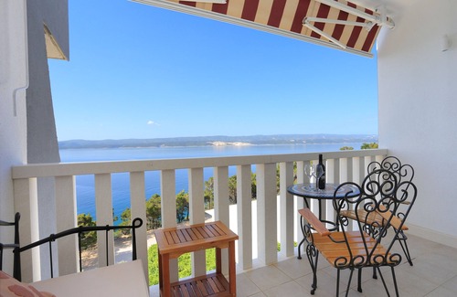 Lokva Rogoznica Apartment | Studio flat with terrace and sea view Lokva Rogoznica, Omiš (AS-13226-a)