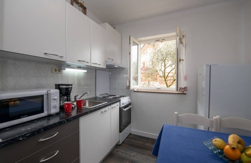 Ika Apartment | Studio flat with terrace Ika, Opatija (AS-7931-a)