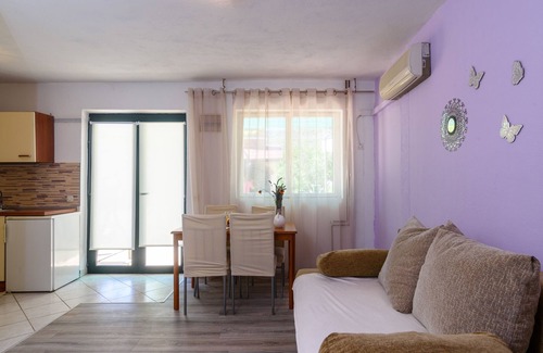 Marina Apartment | Studio flat with terrace Marina, Trogir (AS-14258-a)