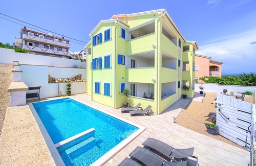 Salatic Apartment | Studio flat with terrace Vrh, Krk (AS-17951-a)