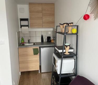 La Celle-sous-Gouzon Apartment | Studio fonctionnel
