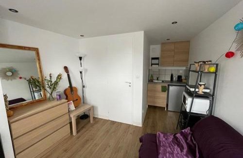 La Celle-sous-Gouzon Apartment | Studio fonctionnel