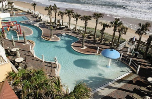 Bostroms House | STUDIO FOR 2~ BEACH FRONT RESORT~AMAZING VIEWS~PIER FISHING BOATING POOLS & MORE