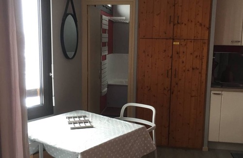 Arette Apartment | Studio for 4 with elevator, free parking, and direct access to slopes