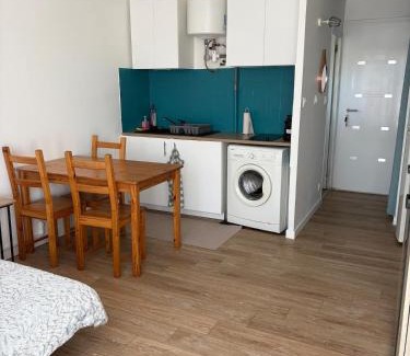 Fos-sur-Mer Apartment | Studio