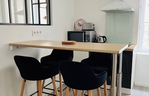 Bellecour - Hotel Dieu Apartment | Studio Gailleton Place Bellecour
