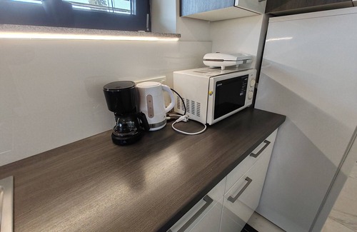 Kranj Apartment | Studio Hathor with Terrace & garden in Kranj