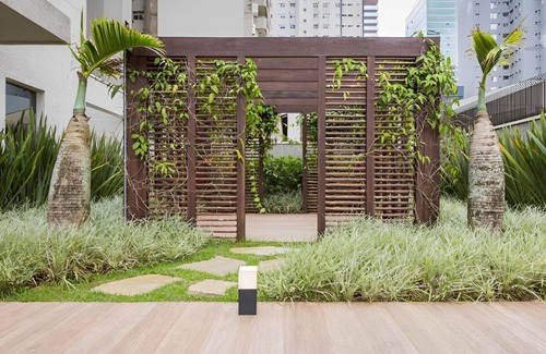 Batel Apartment | Studio Helbor Stay Batel - Aconchegante com Localização Premium