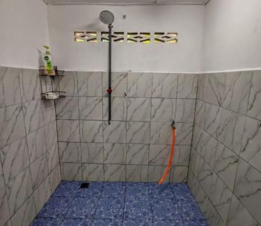 Pantai Remis House | STUDIO HOMESTAY Arjuna