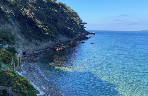 La Madrague Apartment | Studio in a residence 200 m from the beach
