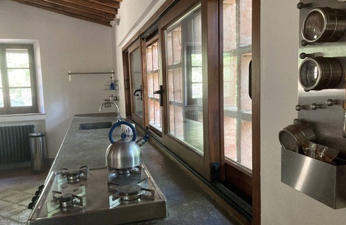 Gaiole in Chianti Cottage | Studio in Chianti Villa in heart of Tuscany, super-large pool, 14 ha property