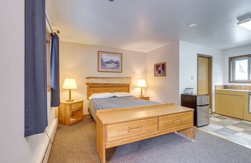 Cooper Landing Apartment | Studio in Cooper Landing < 10 Mi to Kenai Lake
