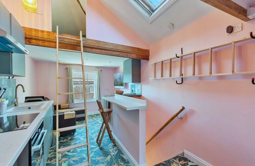 Greenwich West Apartment | Studio in Greenwich near Royal Observatory