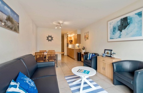Sint-Idesbald Apartment | Studio in St-Idesbald with Sea View Balcony