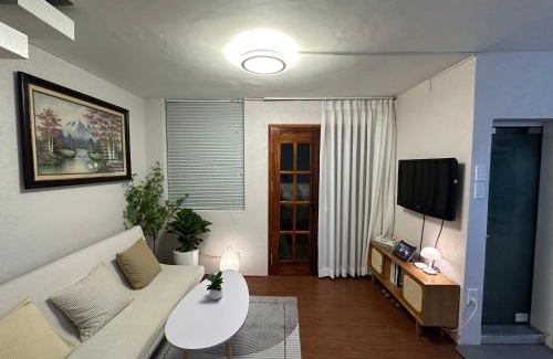 Hang Bai House | Studio in the central of Hanoi