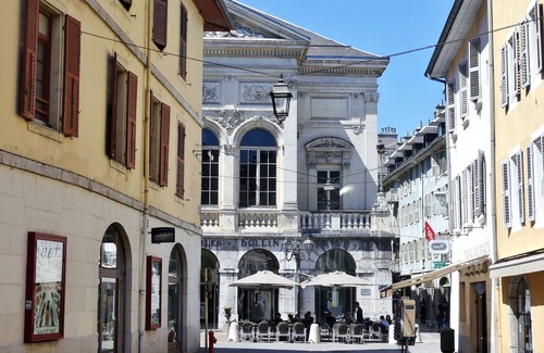 Chambery Apartment | Studio in the heart of Chambéry's old town
