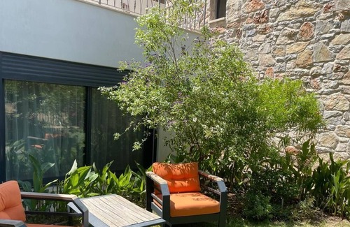 Datca City Center Apartment | Studio in the hearth of Datca with a small garden and private entrance.
