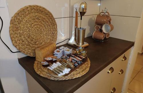 Salamis House | Studio 'Katerina by the Sea'