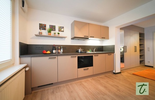 Saarbruecken Hotel | STUDIO L with private access