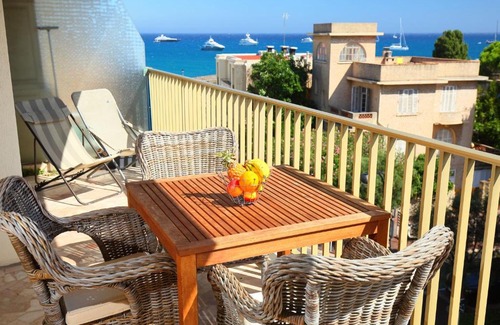 Antibes Old Town Apartment | Studio Le Bastion