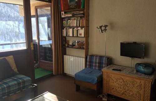 Molines-en-Queyras Apartment | Studio Le Fontagnel