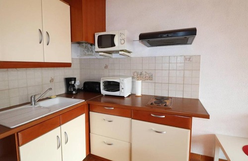 Le Grau-Du-Roi Apartment | Studio Le Grau-du-Roi, 1 pièce, 4 personnes - FR-1-307-55