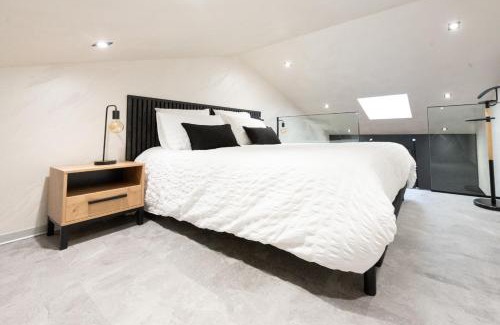 Eloyes Apartment | Studio le Saphir
